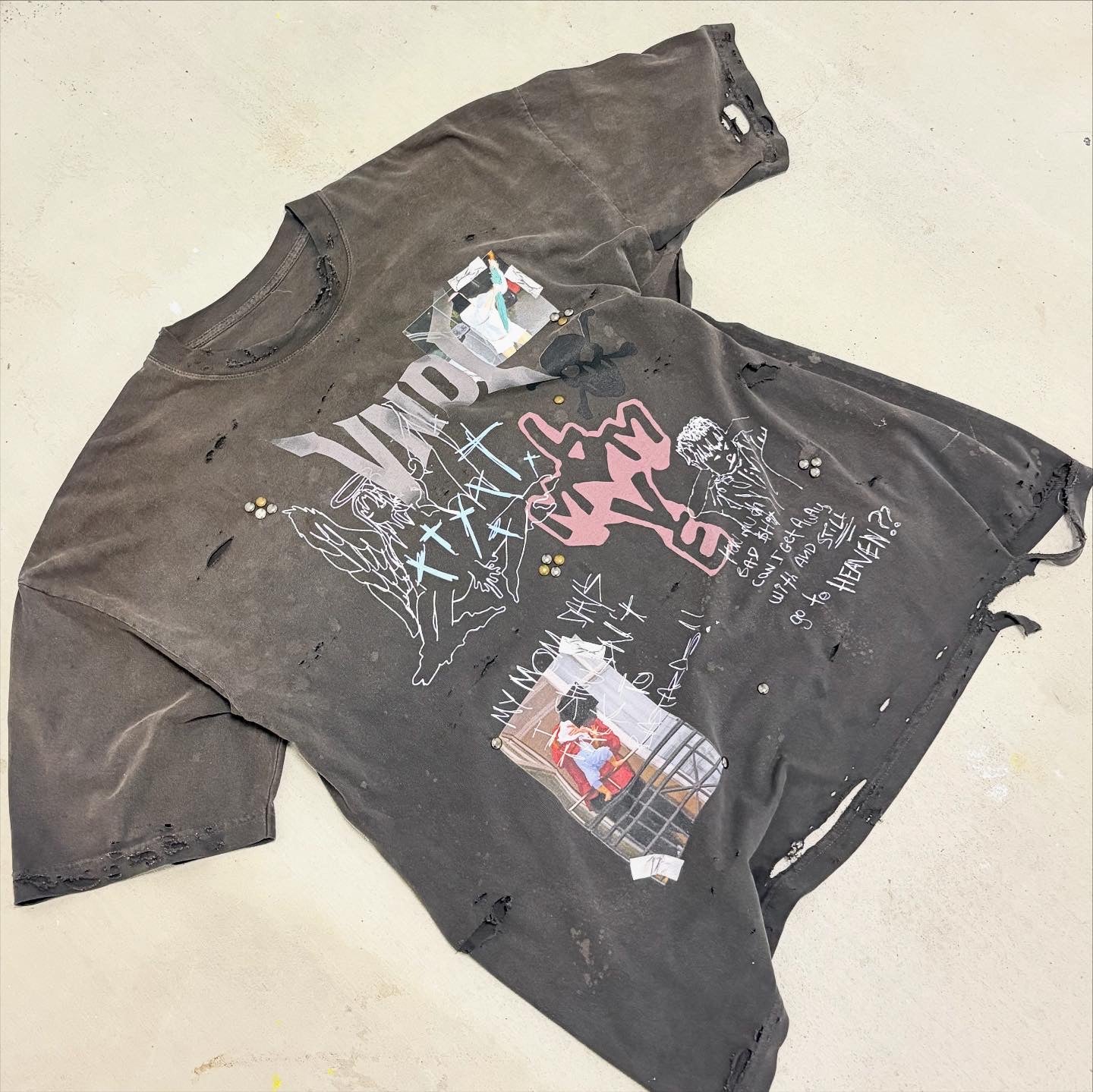 ‘DEAD BEAT’ TEE